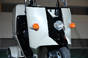ジャイロキャノピー　コンボイ　デコトラ SUPER HONDA Jyro Canopy - DeliBox